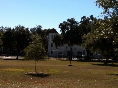 San Antonio Park with view of St. Anthony of Padua Church image. Click for full size.