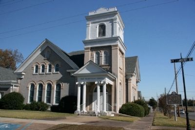 First Presbyterian Church & Marker. Click for full size. First Presbyterian Church & Marker image. Click for full size.