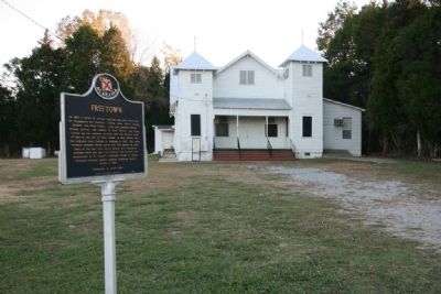 Freetown Marker and Bethlehem Church image. Click for full size.
