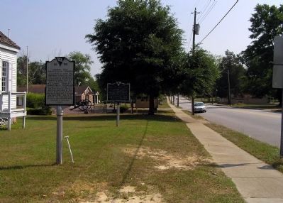 Wide view of the Society Hill Library Society Marker image. Click for full size.