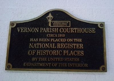Vernon Parish Courthouse Marker image. Click for full size.