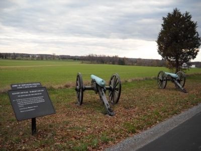 McGregor's Battery Marker and Artillery image. Click for full size.