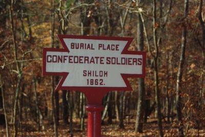 Confederate Burial Trench Marker image. Click for full size.