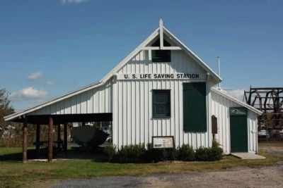 Life Saving Station and Marker. Click for full size. Life Saving Station and Marker image. Click for full size.