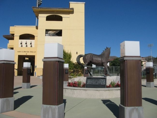 Mustang Memorial Plaza image. Click for full size.