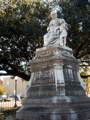 Margaret's Place and Walk / Lower Garden District Marker. Click for full size. Margaret's Place and Walk / Lower Garden District Marker image. Click for full size.
