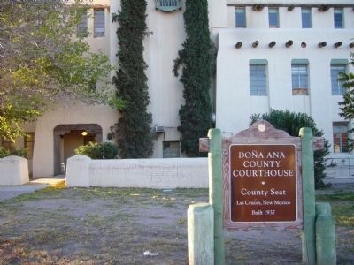 Doña Ana County Courthouse Marker image. Click for full size.