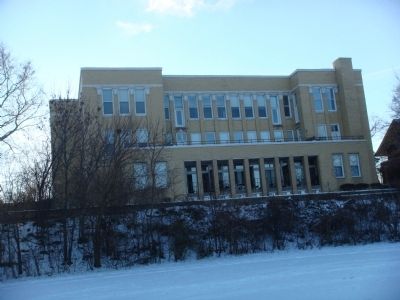 Lake Mendota side of Lincoln School. Click for full size. Lake Mendota side of Lincoln School image. Click for full size.