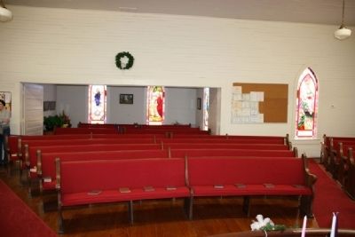 Little Oak United Methodist Church Sanctuary image. Click for full size.