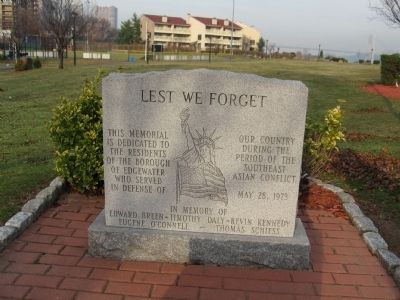 Edgewater Vietnam Veterans Monument image. Click for full size.