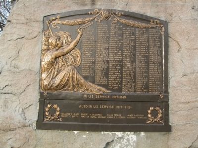 Edgewater World War I Monument image. Click for full size.