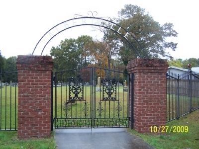 Albertville Cemetery Gates image. Click for full size.