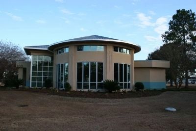 Hunter Reception (Visitors) Center image. Click for full size.
