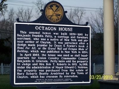 Octagon House Marker image. Click for full size.