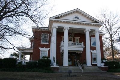 Colonel Hood House. Click for full size. Colonel Hood House image. Click for full size.