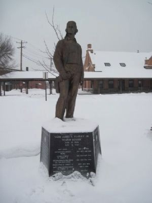 Vadm James H. Flatley Jr. Marker and Statue image. Click for full size.