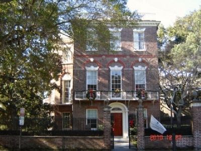 Nathaniel Russell House image. Click for full size.