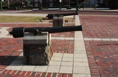 Court House Square Civil War Cannon on display image. Click for full size.