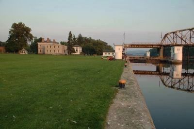Guy Park Manor and Eric Canal Lock E11 image. Click for full size.