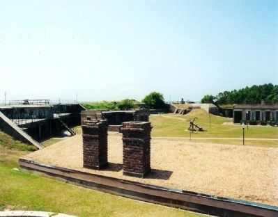 Fort Gaines image. Click for full size.