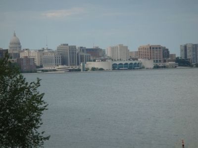 Monona Terrace from Across Lake Monona image. Click for full size.