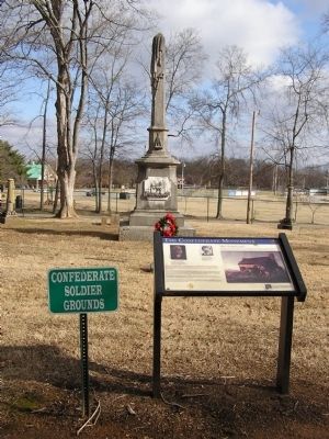 The Confederate Monument & Marker image. Click for full size.