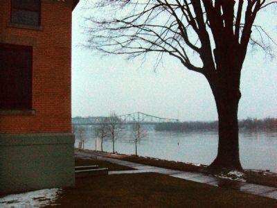 The Ohio River behind museum image. Click for full size.