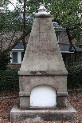 War of 1812 Monument, as mentioned, seen today image. Click for full size.