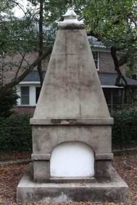 War of 1812 Monument, as mentioned, seen today. Click for full size. War of 1812 Monument, as mentioned, seen today image. Click for full size.