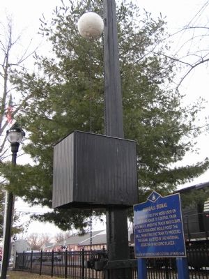 Highball Signal image. Click for full size.