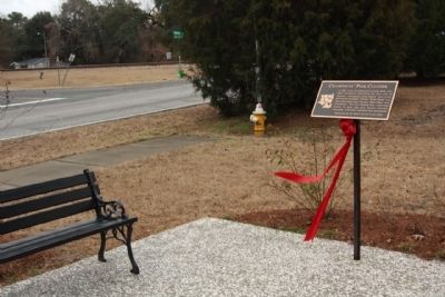 Champneys' Pink Cluster Marker, near Martin Street, along State Route 165 image. Click for full size.