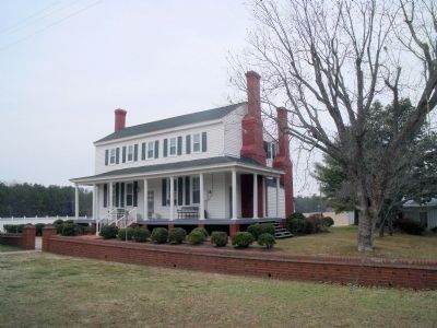 Adjacent Dillard House, c.1800. Click for full size. Adjacent Dillard House, c.1800 image. Click for full size.