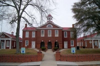 Sussex County Courthouse image. Click for full size.