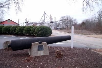 Confederate cannon removed from Stony Creek. image. Click for full size.