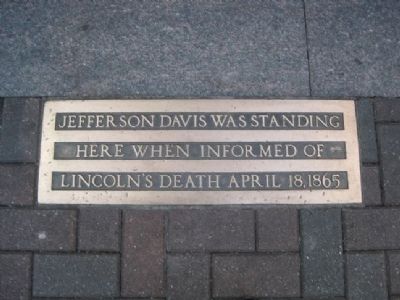 Jefferson Davis Informed of Lincoln's Death Marker image. Click for full size.