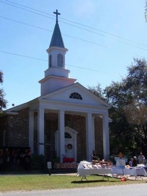 Bluffton United Methodist Church , an October Craft Sales image. Click for full size.