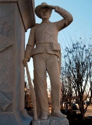 Forrest County Confederate Monument -<br>Confederate Soldier on Base image. Click for full size.