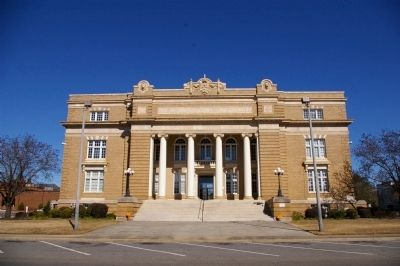 Tift County Courthouse image. Click for full size.