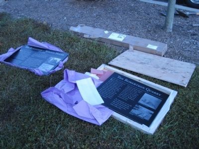 The Robertson Quarry Marker image. Click for full size.