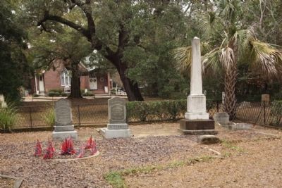 Confederate Cemetery / Memorial Marker. Click for full size. Confederate Cemetery / Memorial Marker image. Click for full size.