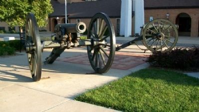Reno County Civil War S&S Monument Cannon image. Click for full size.