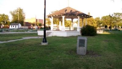 Warren G. Harding Marker in Sylvan Park image. Click for full size.