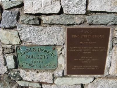 Pine Street Bridge Plaques at North End of Bridge image. Click for full size.