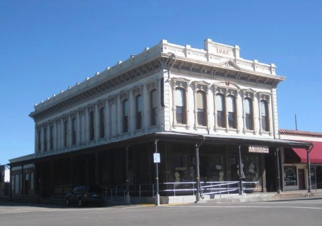 I.O.O.F. Odd Fellows Lodge No. 76 - view from the south. Click for full size. I.O.O.F. Odd Fellows Lodge No. 76 - view from the south image. Click for full size.