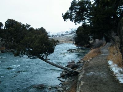 Boiling River Trail along Gardner River image. Click for full size.
