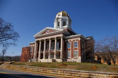 Bartow County Courthouse image. Click for full size.