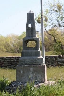 Camp Far West Cemetery Monument. Click for full size. Camp Far West Cemetery Monument image. Click for full size.
