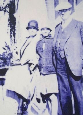 Smith Family Photo on Sahuaro Ranch Welcome Marker image. Click for full size.
