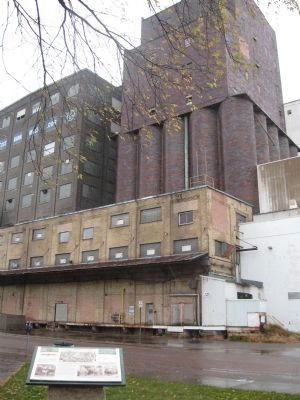 The Pillsbury A Mill Complex and Marker image. Click for full size.