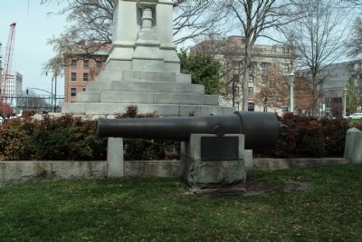 Cannons sit on both sides of the marker image. Click for full size.